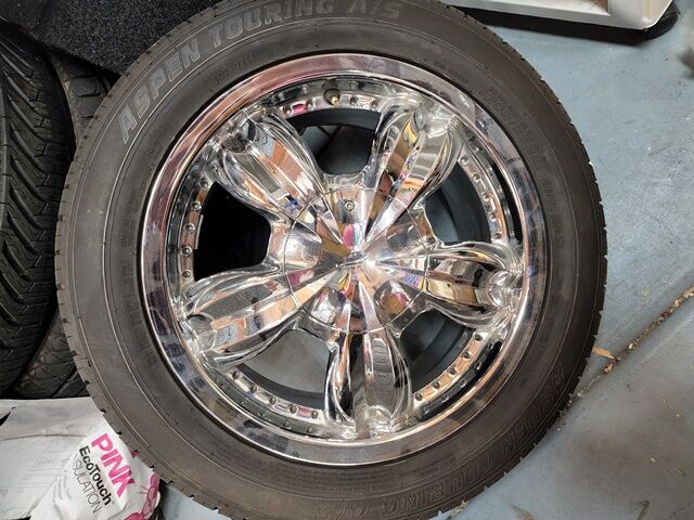 16" Chrome wheels with tires
