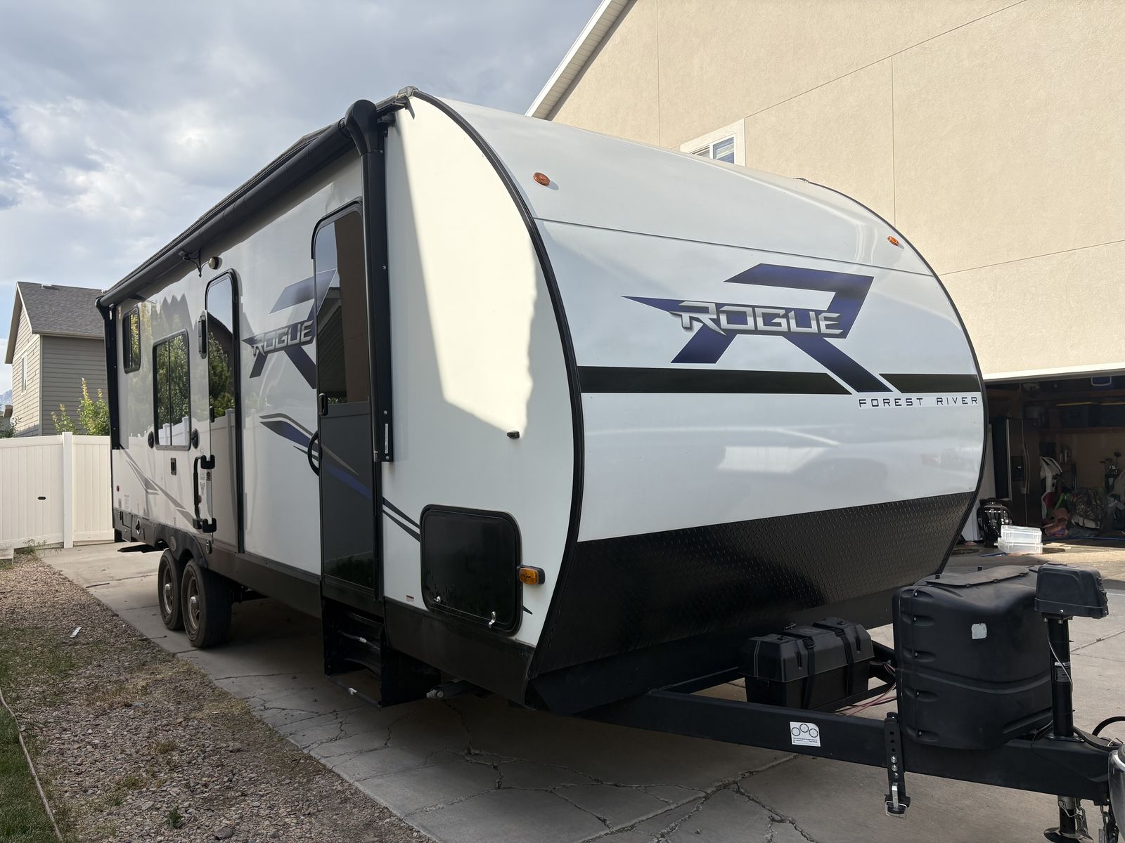 Like-New 2023 Forest River Vengeance Rogue 25V Toy Hauler