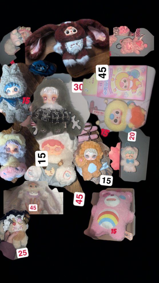 SELLING KEYCHAIN PLUSHIES HUGE DISCOUNT NEGOTIABLE