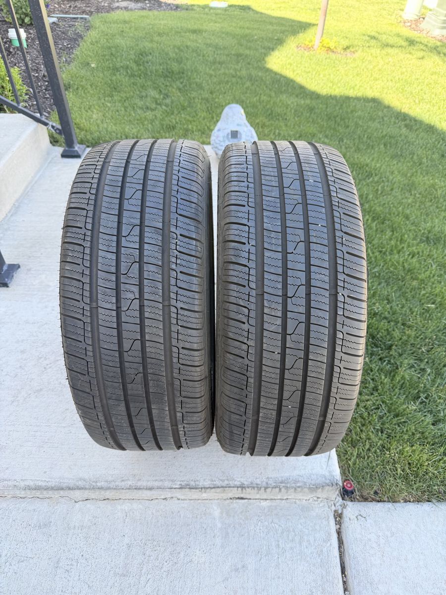 235/45R18 Road Control 2 Deantires almost new