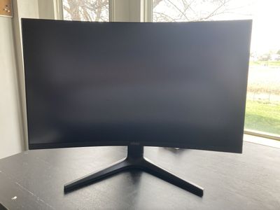 MSI G271C E2 Monitor