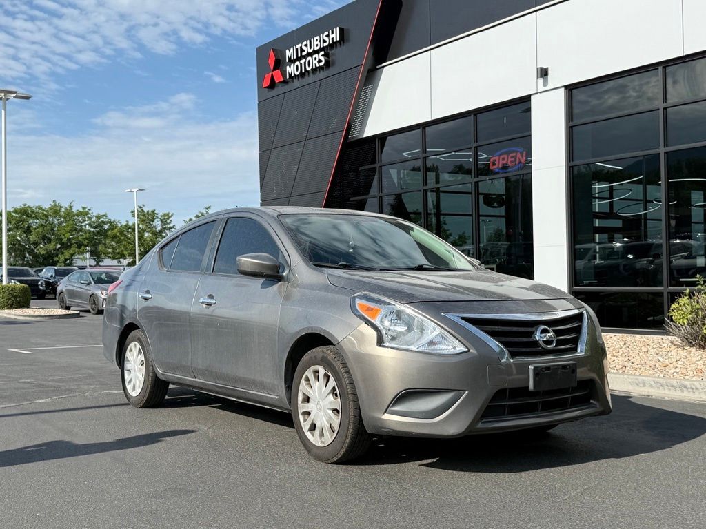 2016 Nissan Versa 1.6 SV