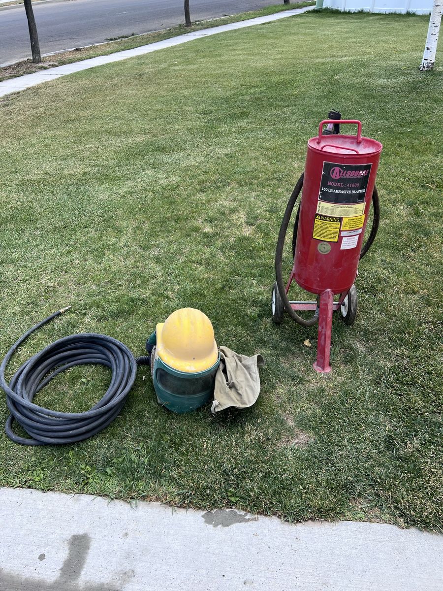 Allsource Model 41600 100 lb Abrasive Sand Blaster with hood and 60’ hose Sandblaster