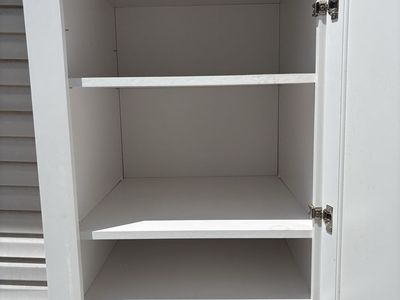 White Shaker Cabinet With Lots Of Storage Space!