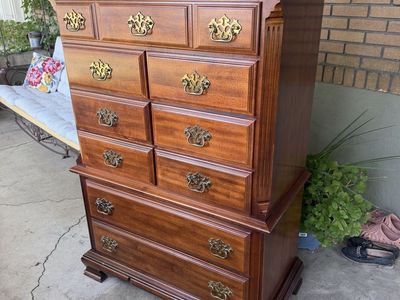 Traditional Wooden Dresser Tallboy Chest of Drawers with Brass Hardware
