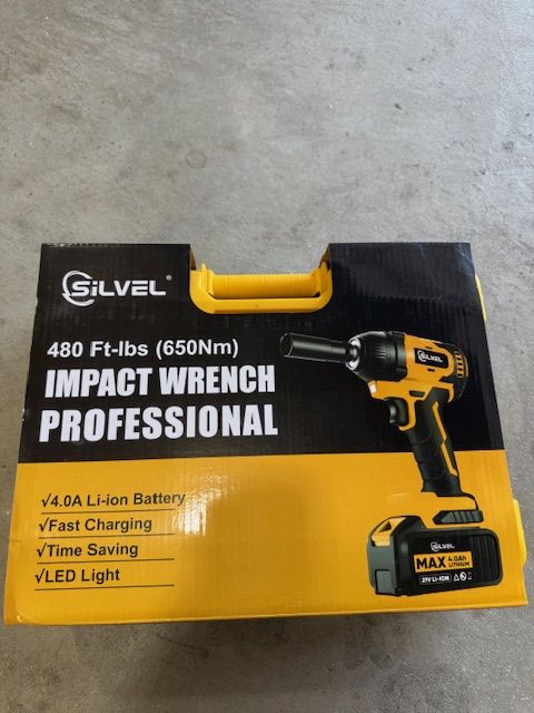 New Silvel Impact Wrench 480 Ft-lbs  with 4AH battery