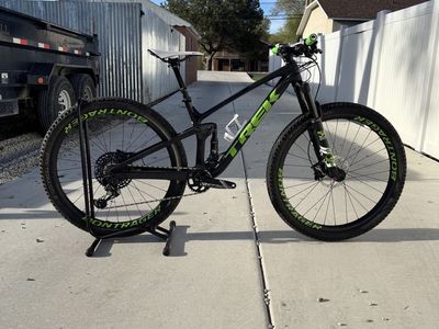 2020 Trek Top Fuel 9.8 GX Medium
