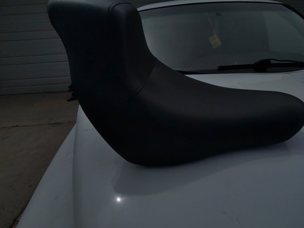 OEM Harley-Davidson Low Rider S / ST Solo Seat (2018-2026) – Like New