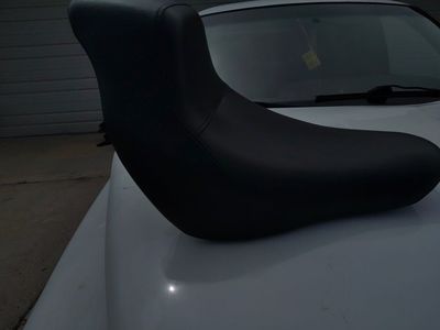 OEM Harley-Davidson Low Rider S / ST Solo Seat (2018-2026) – Like New