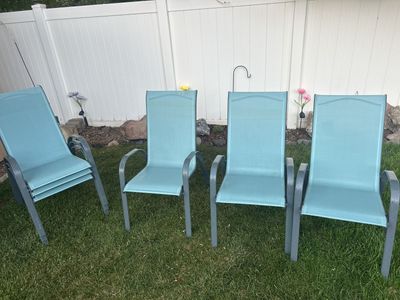 Oudor chairs