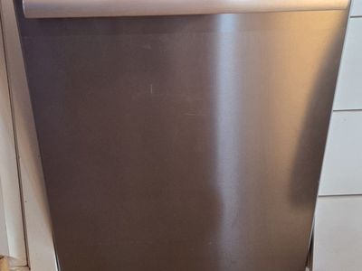 Nearly Brand New Bosch Series 500 Dishwasher