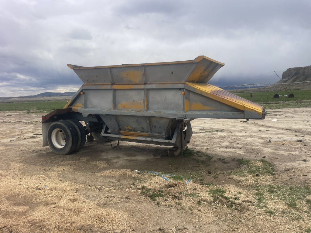 Dump Trailers