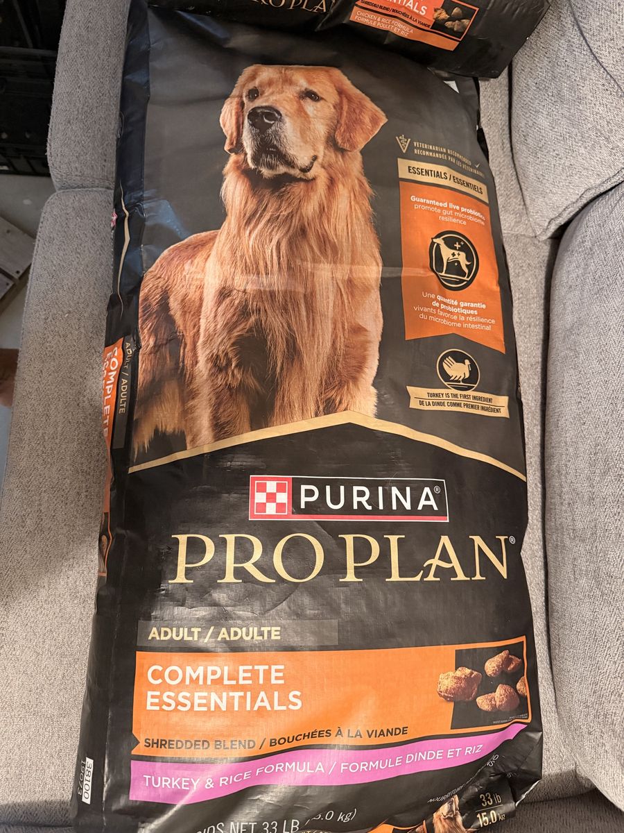 Purina Pro Plan Adult Complete Essentials Turkey & Rice 33 lb