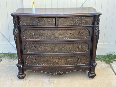 Stunning Dresser, solid, HEAVY!