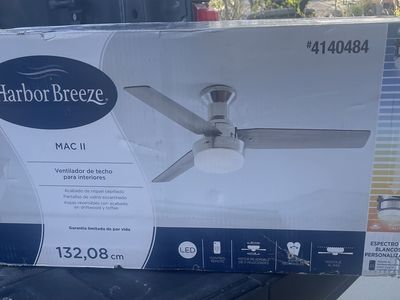 NEW Harbor Breeze Mac II 52 inch Brushed Nickel Flush Mount Ceiling Fan w/ Light