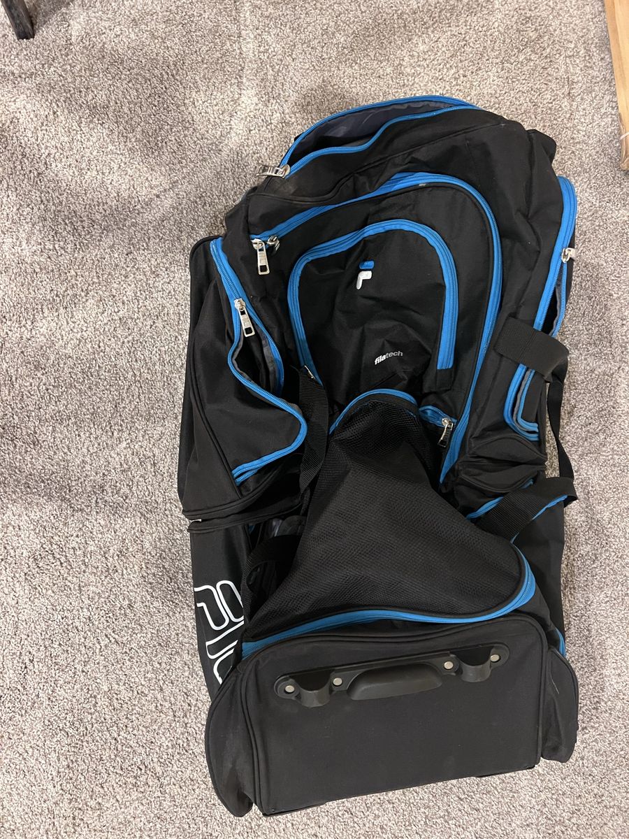 FILA Rolling Duffel Bag