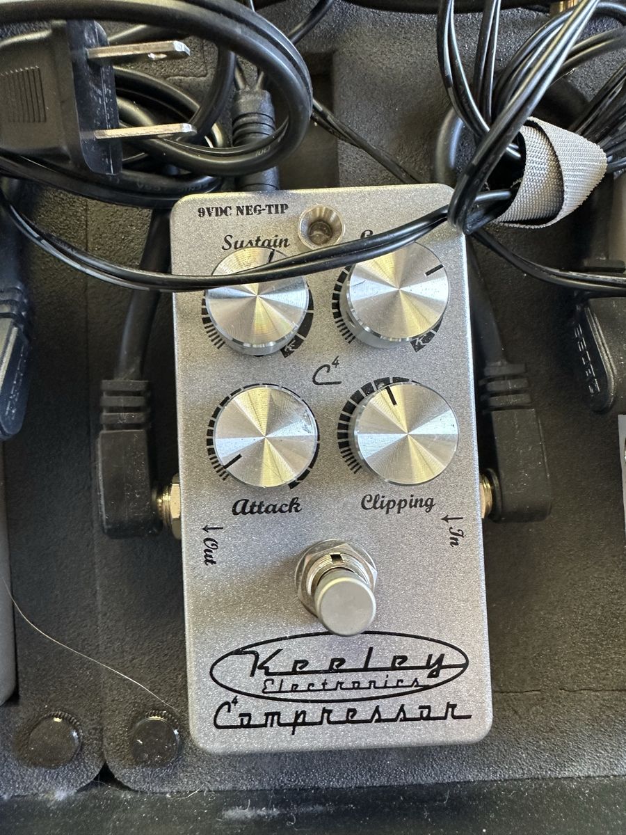 Keeley 4 knob compressor