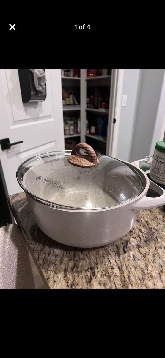 Non-Stick Premium Cookware (4.5-5 QT)