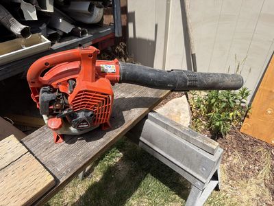 ECHO PB-2520 25.4 cc 2-Stroke Gas Handheld Leaf Blower - Used Good Condition