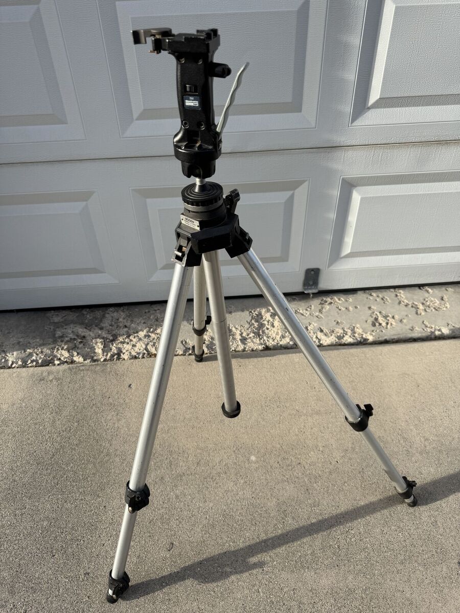 Bogen 3020 Tripod 6 feet tall with Manfrotto 3265 Head