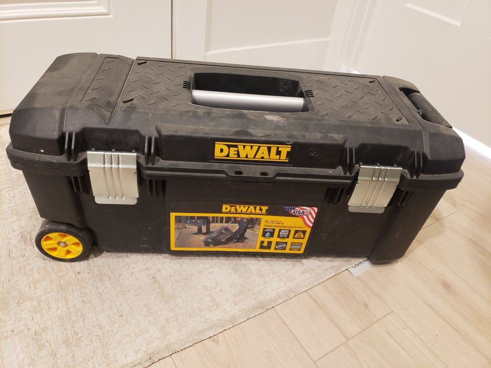 Dewalt Rolling Toolbox