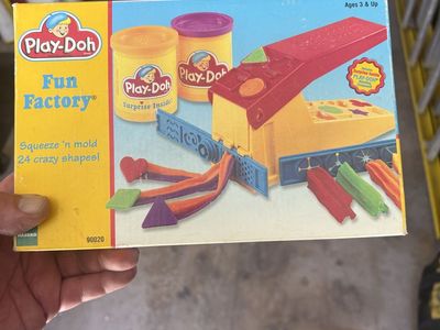 Playdoh fun factory