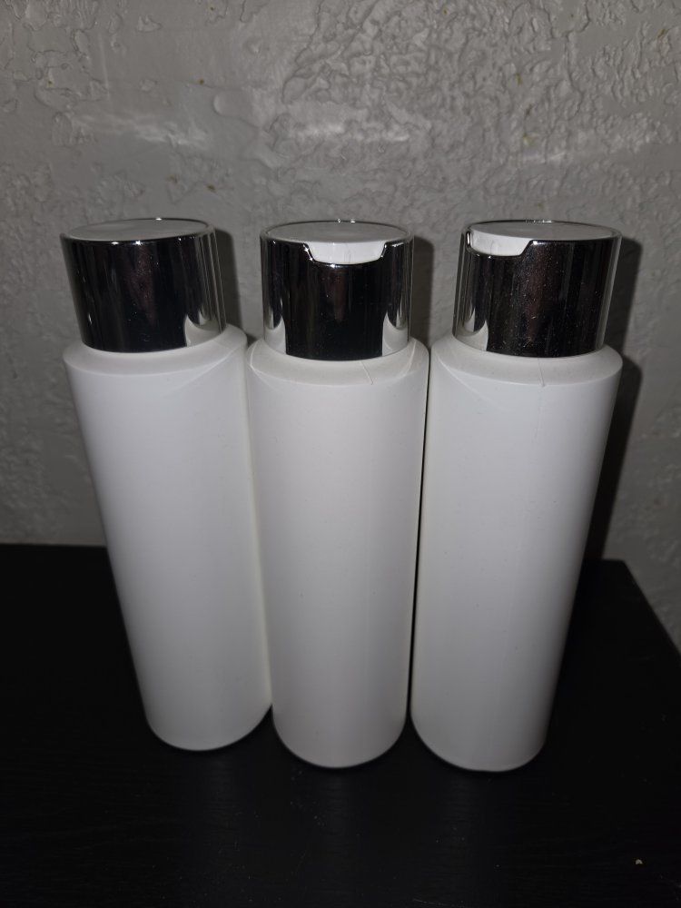 17 16oz/ 500ml Unbranded White Plastic Dispenser Bottles with Silver Cap  7.5" Tall