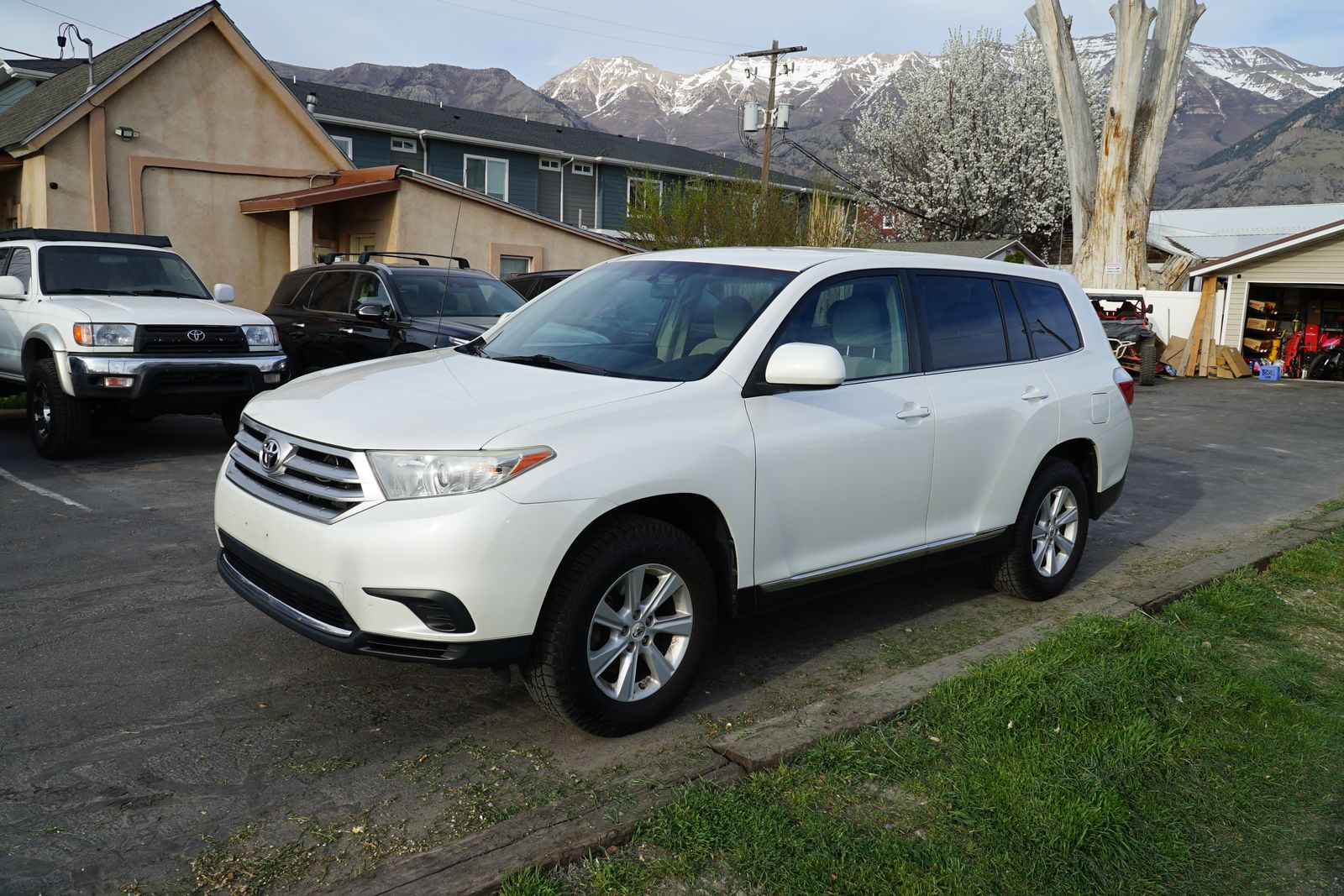 2011 Toyota Highlander Base