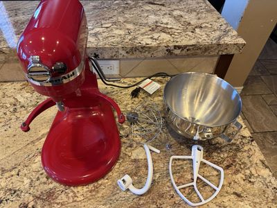 KitchenAid Artisan Series 5-Quart Tilt-Head Stand Mixer with Dough Hook & Flat Beater - Red