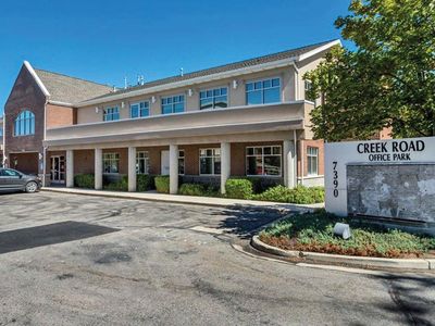 *PRICE REDUCED* MEDICAL/OFFICE CONDO FOR SALE (Former Dentist Office) - SANDY