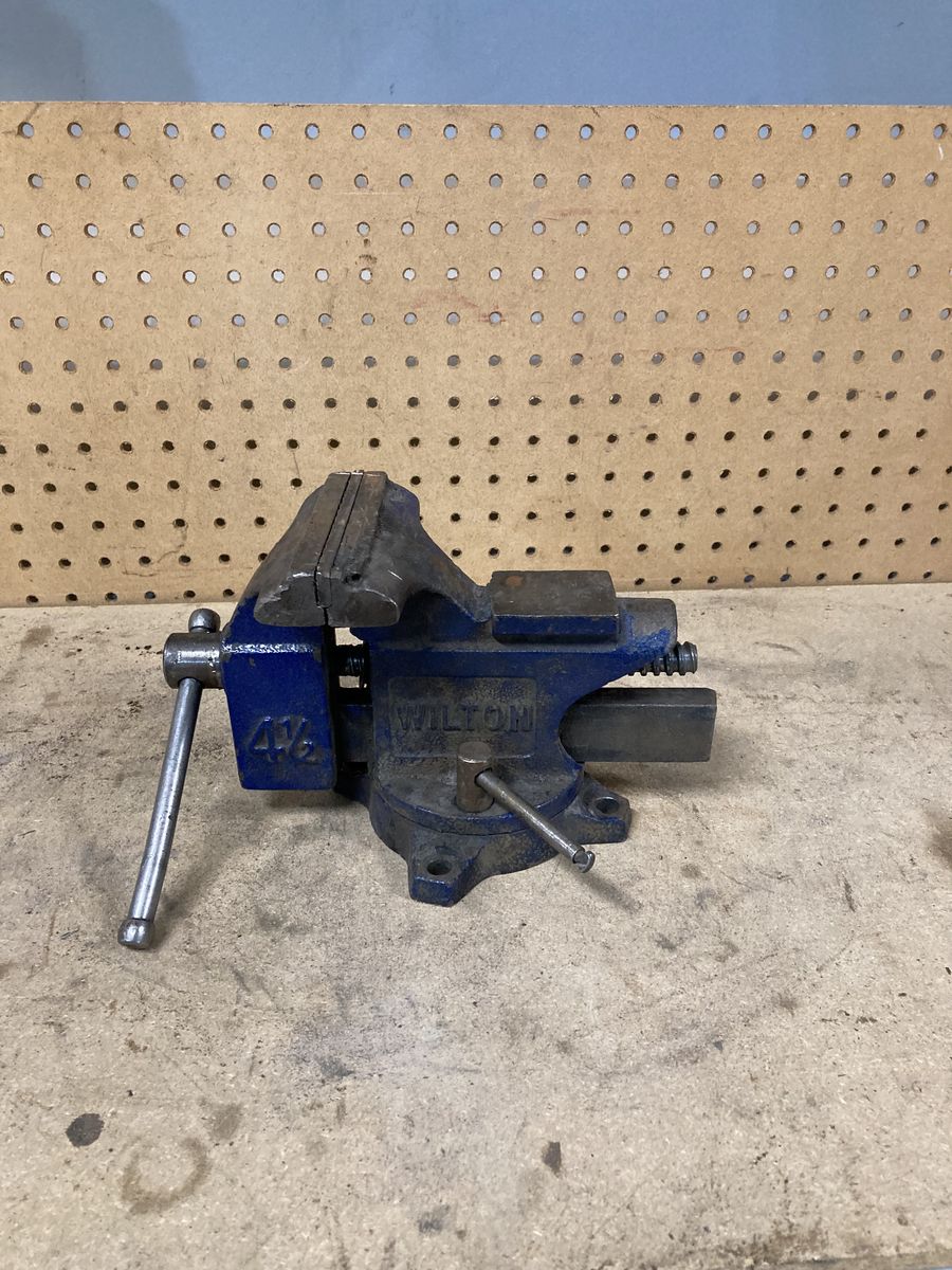 Wilton 4 1/2 inch vise