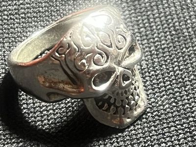 Unique Skull Ring - Silver Tone, Detailed Design, Statement Piece size10