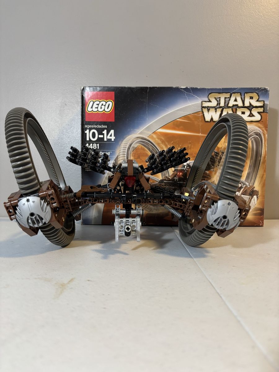 Rare! Classic Lego Star Wars Hailfire droid!