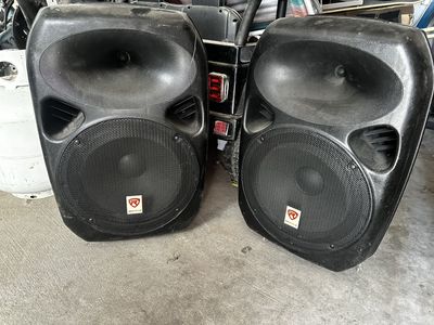 Rockville Power Gig RPG122K Powered PA Speakers - Bluetooth