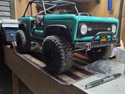 Axial SCX 10.3 early bronco (BODY)