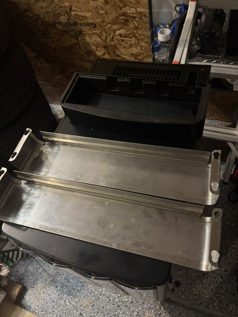 Main image 9