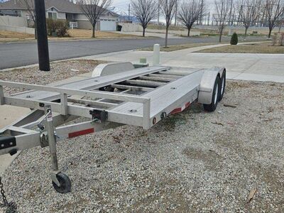 FOR RENT 7by17 car hauler
7 by 17 ft 7,000lb all