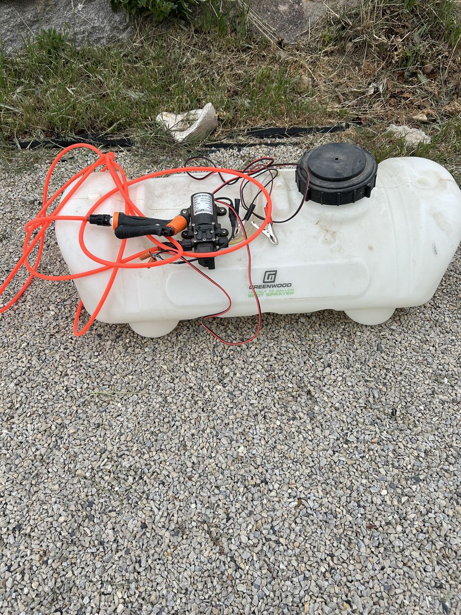 Green Wood 12 volt, 15 gallon spot spray tank