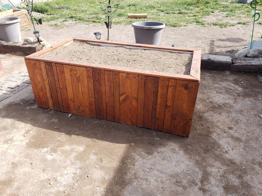 Handmade Wooden Raised Garden Bed Planter, Sturdy Construction, Large Capacity