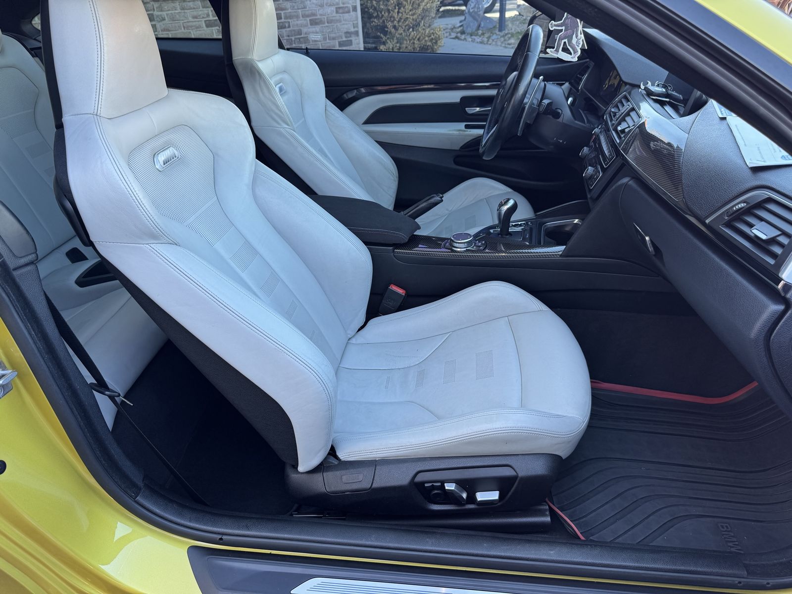 Main image 63
