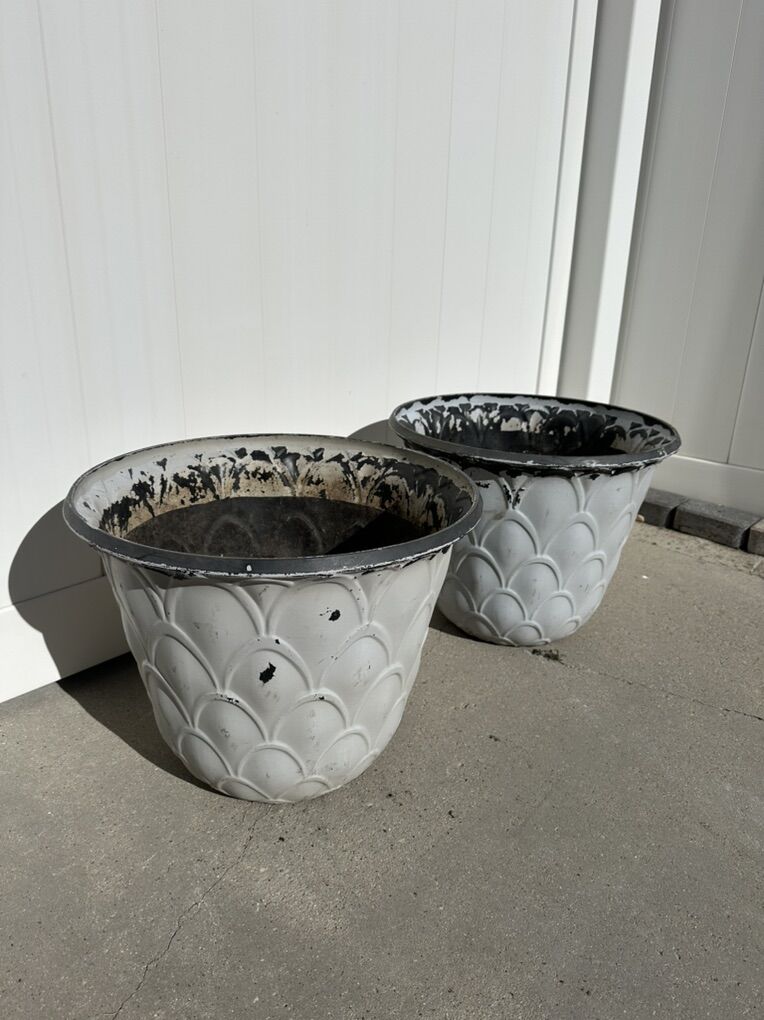 Big Pot For Planting Flowers Or Veggies