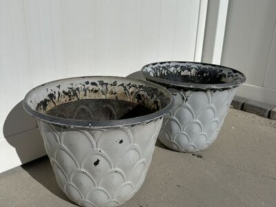 Big Pot For Planting Flowers Or Veggies