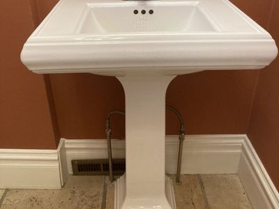 Vintage 1997 Kohler Memoirs Pedestal Sink Set w/Porcelain Cross Faucet