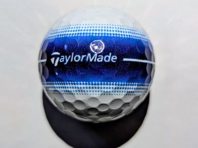 TaylorMade TourResponse Golf Balls