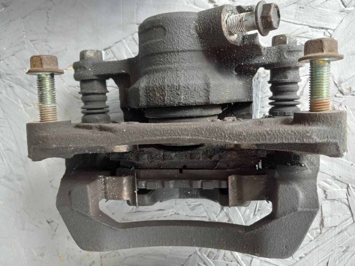 Main image 4