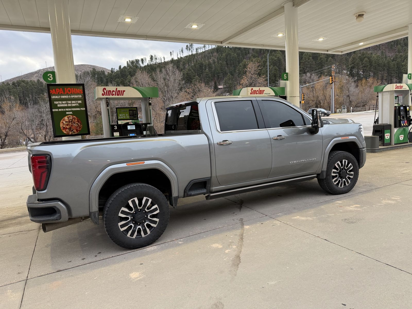 Denali ultimate wheels and tires excellent shape