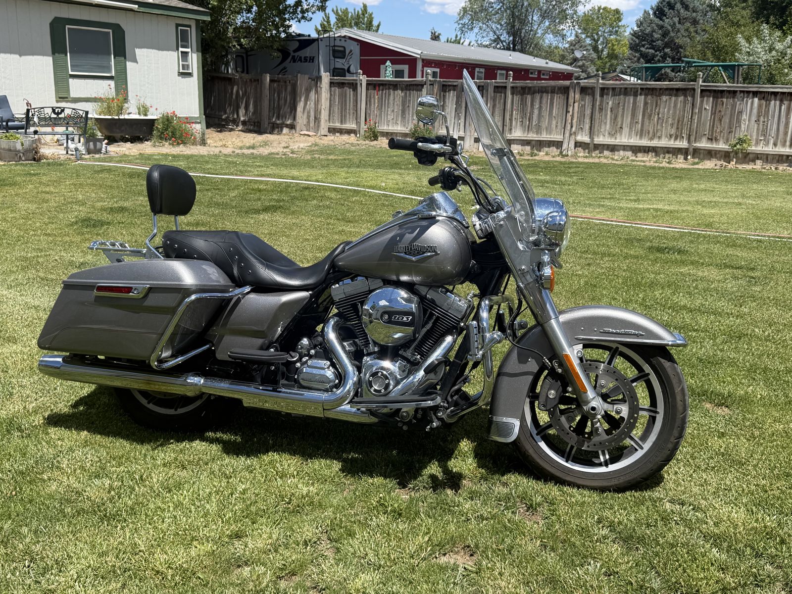 2016 Harley Road King FLHR