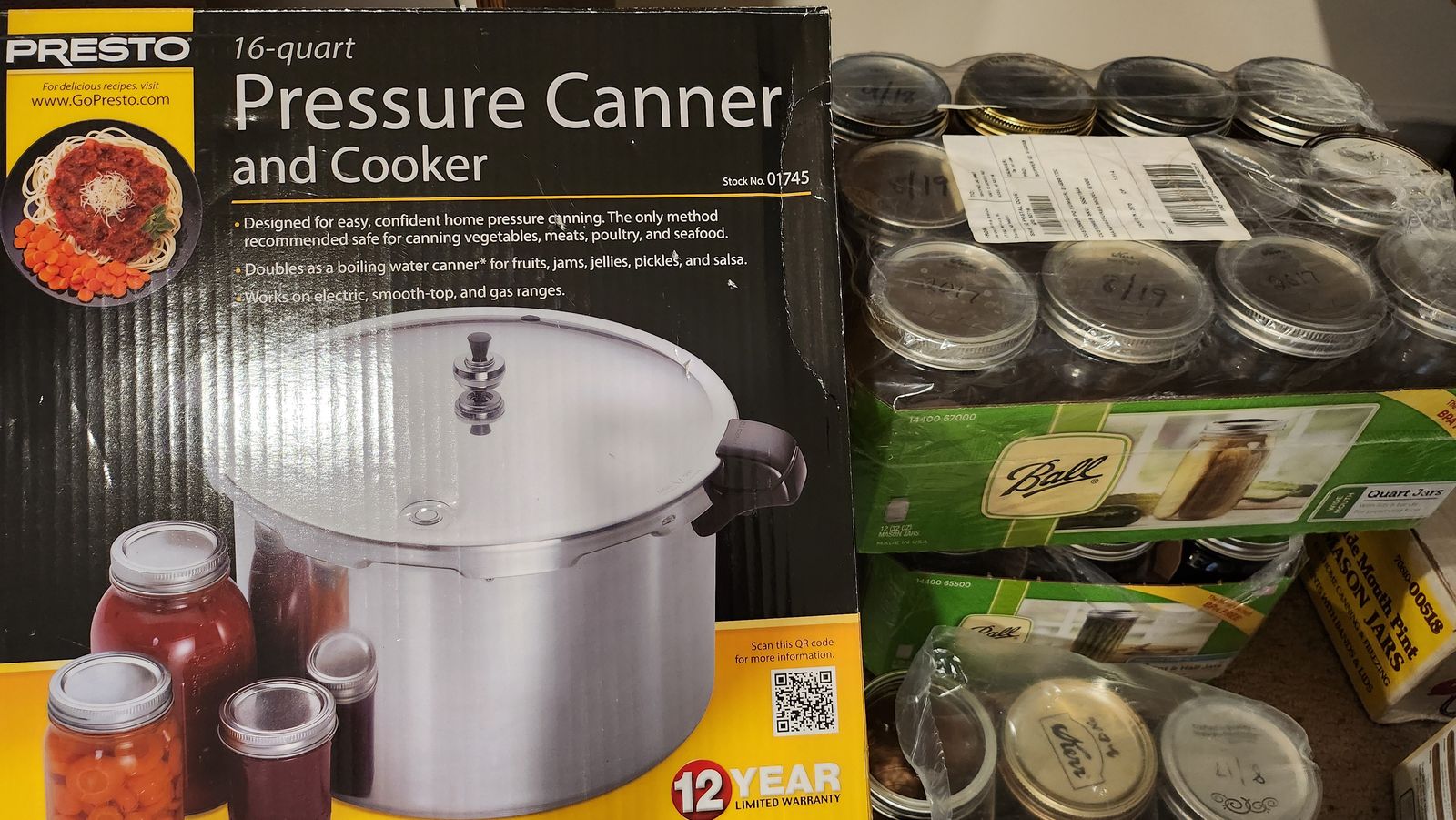 Pressure Canner and Cooker and mason jars and lids