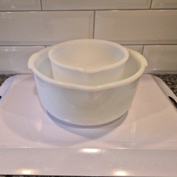 Sunbeam Clabake USA White Milkglass Mixing Bowls Set of 2 Vintage Kitchenware