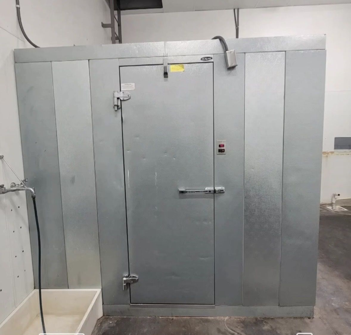 8 X 10 Walk-in Cooler